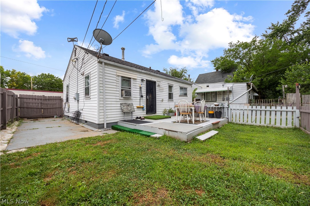 12502 Leeila Avenue Cleveland OH 44135