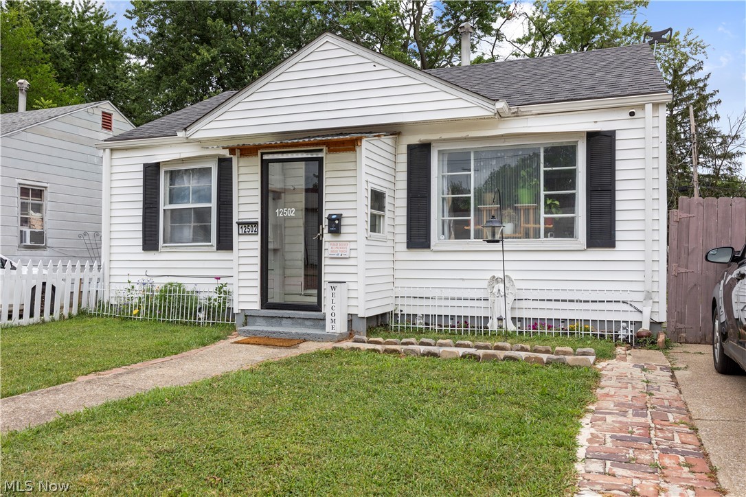 12502 Leeila Avenue Cleveland OH 44135