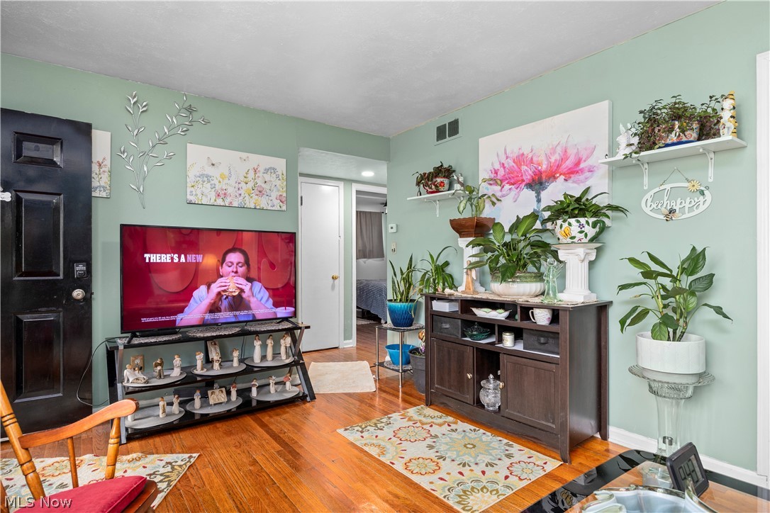 12502 Leeila Avenue Cleveland OH 44135