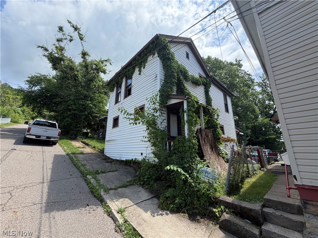918 Florence Street East Liverpool OH 43920