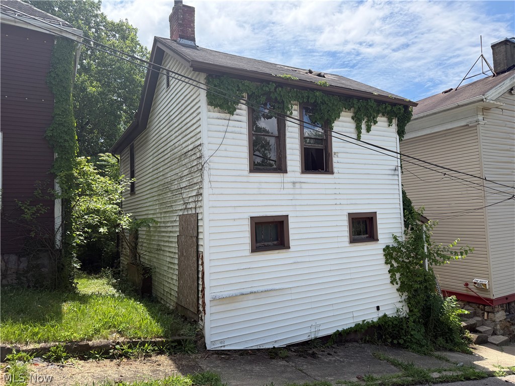 918 Florence Street East Liverpool OH 43920
