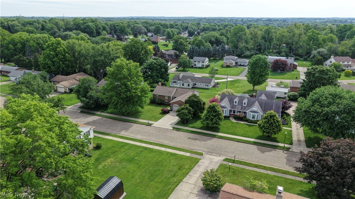 4528 Greenmeadow Avenue NW Canton OH 44709