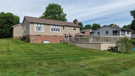 4528 Greenmeadow Avenue NW Canton OH 44709