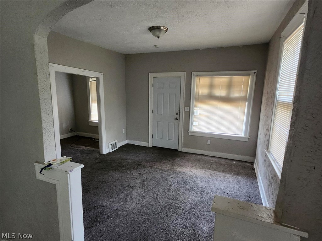 9807 Elizabeth Avenue Cleveland OH 44105