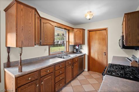 106 Cheyenne Marietta OH 45750