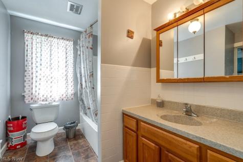 144 Church Street Doylestown OH 44230