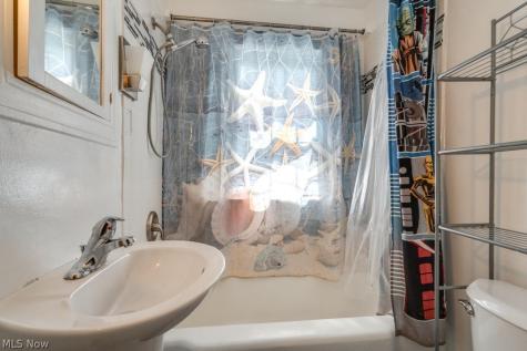 144 Church Street Doylestown OH 44230