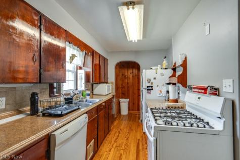 144 Church Street Doylestown OH 44230