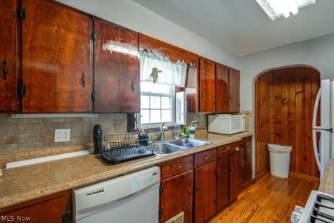 144 Church Street Doylestown OH 44230