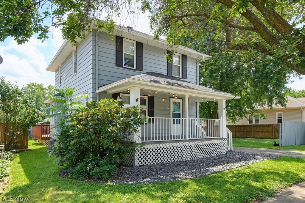 1866 Flint Avenue Akron OH 44305