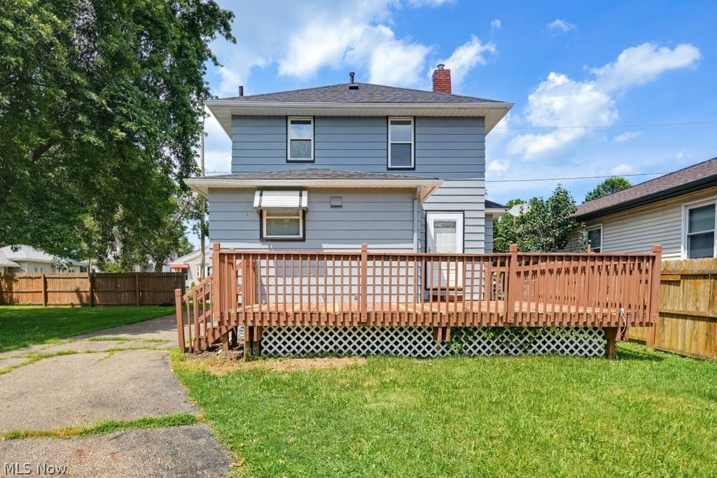 1866 Flint Avenue Akron OH 44305