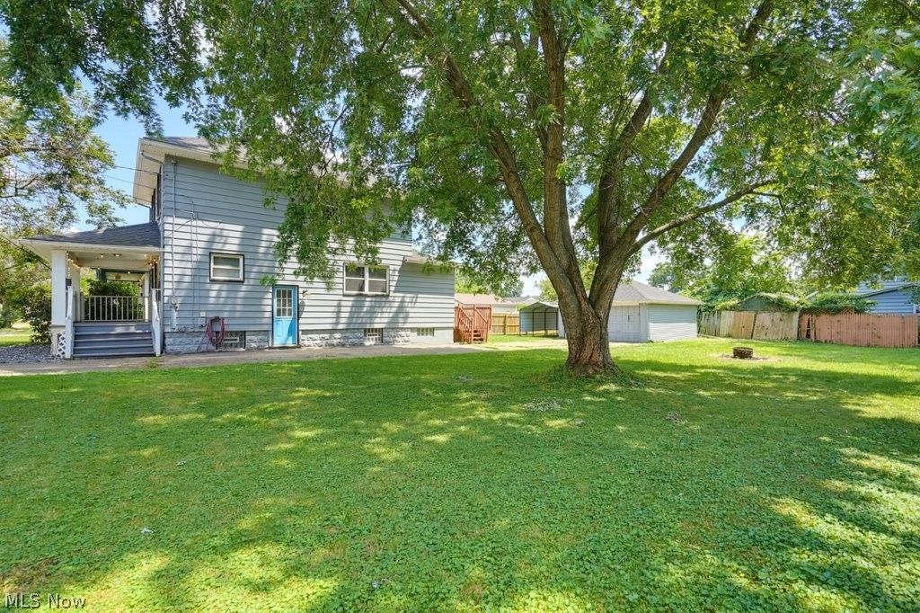 1866 Flint Avenue Akron OH 44305