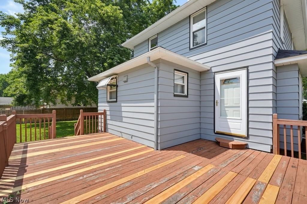 1866 Flint Avenue Akron OH 44305