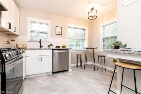 23100 E Groveland Road Beachwood OH 44122