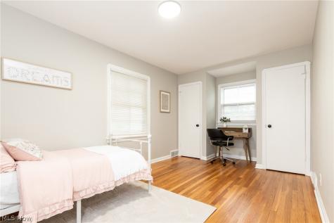 23100 E Groveland Road Beachwood OH 44122