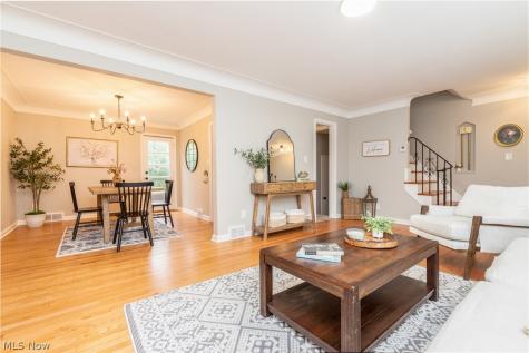 23100 E Groveland Road Beachwood OH 44122