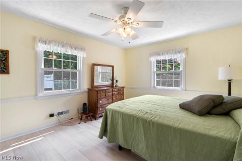 321 Miami Avenue Elyria OH 44035