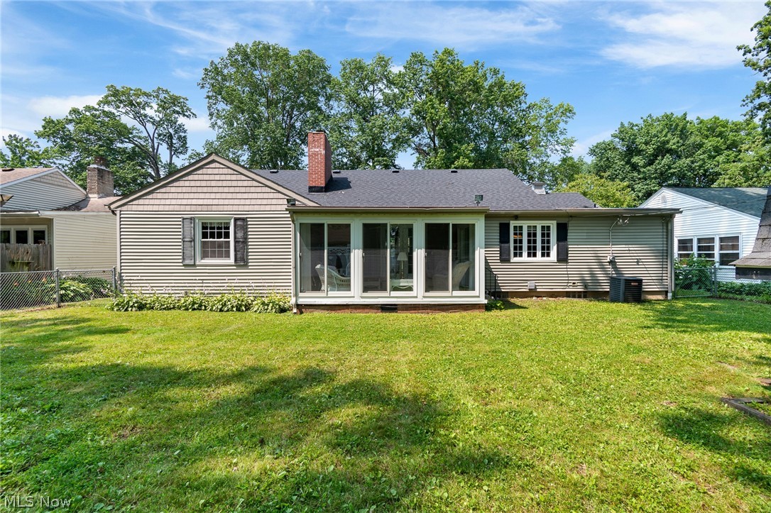 321 Miami Avenue Elyria OH 44035