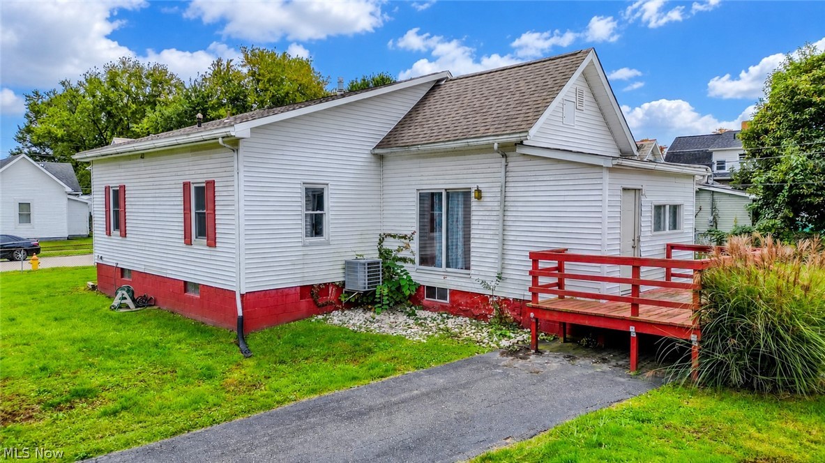 205 Gray Street Zanesville OH 43701