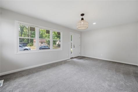 1975 Rookwood Road Cleveland OH 44112
