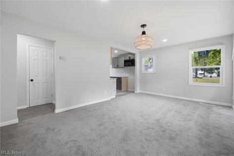 1975 Rookwood Road Cleveland OH 44112