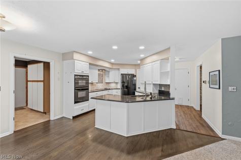 2170 Dow Drive Akron OH 44313