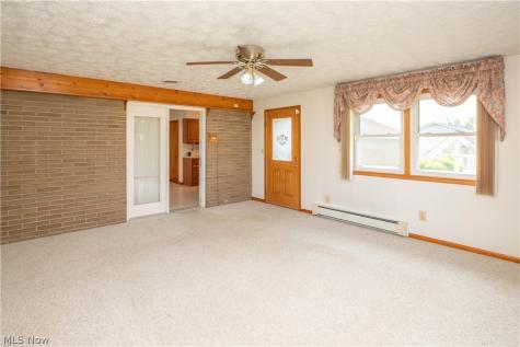 6501 Ravenna Avenue Louisville OH 44641