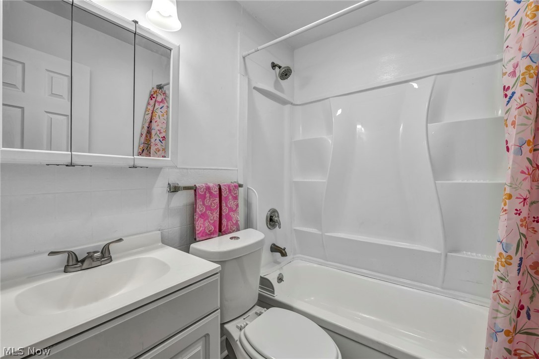 12114 National Drive Grafton OH 44044