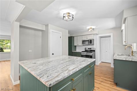 3815 Spencer Road Rocky River OH 44116