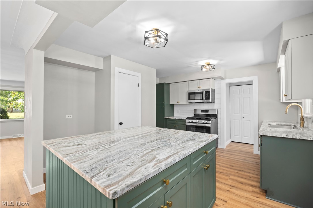 3815 Spencer Road Rocky River OH 44116