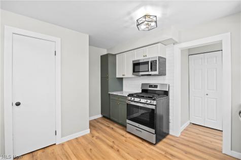 3815 Spencer Road Rocky River OH 44116