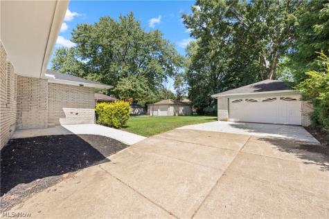 3815 Spencer Road Rocky River OH 44116