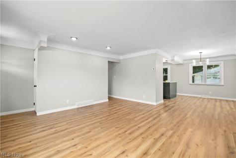 3815 Spencer Road Rocky River OH 44116
