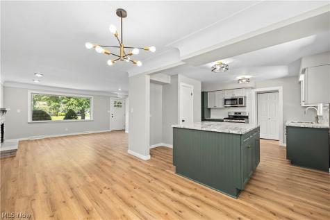 3815 Spencer Road Rocky River OH 44116