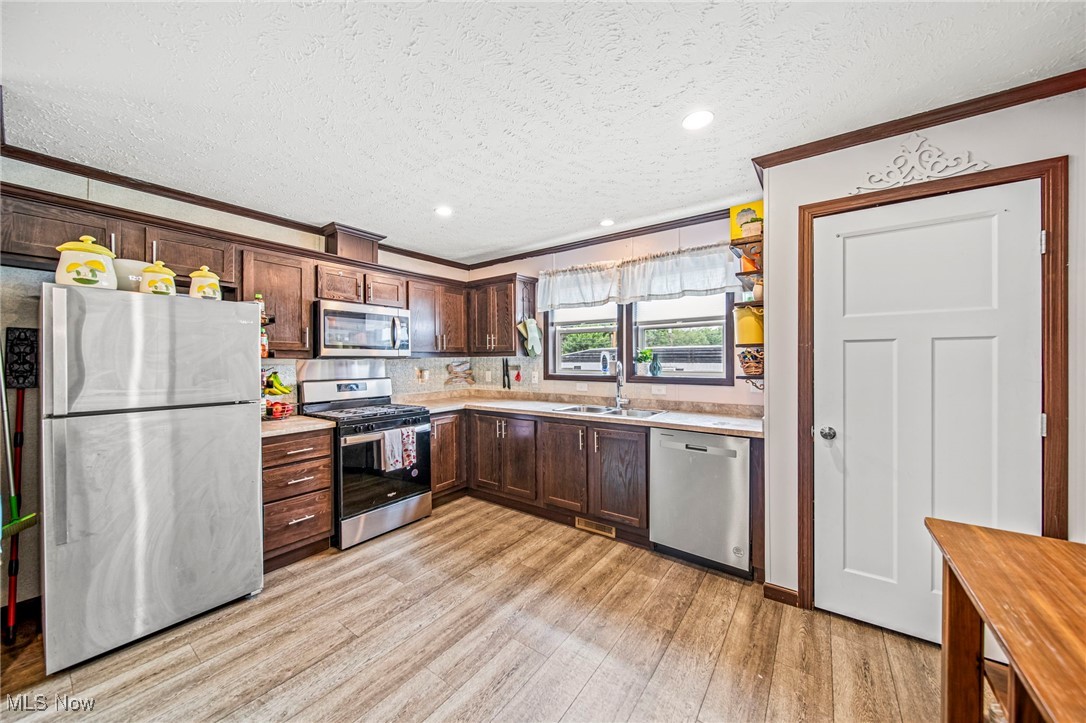 202 W Main Street Conneaut OH 44030