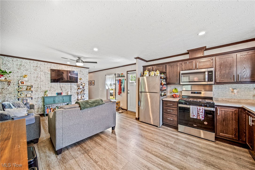 202 W Main Street Conneaut OH 44030
