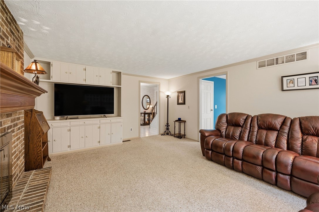 1370 Bittersweet Drive NE Warren OH 44484