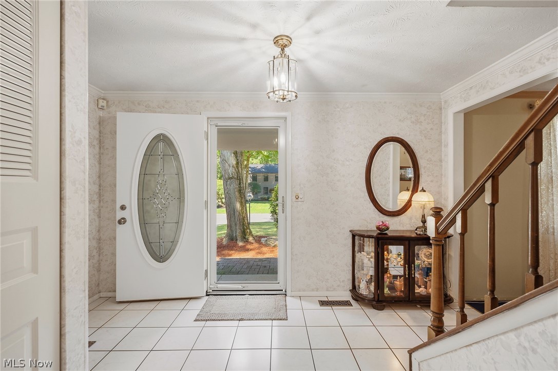 1370 Bittersweet Drive NE Warren OH 44484
