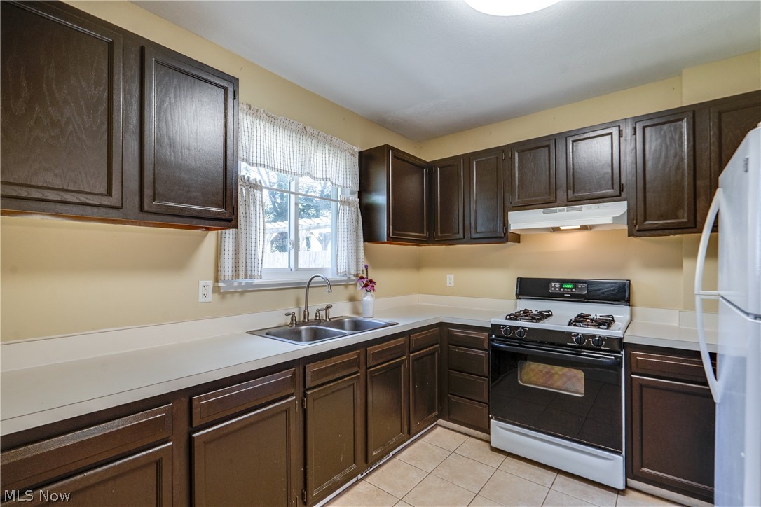 391 Reed Avenue Akron OH 44301