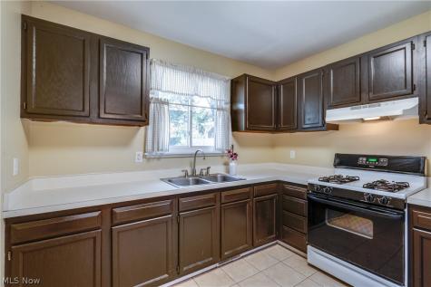 391 Reed Avenue Akron OH 44301