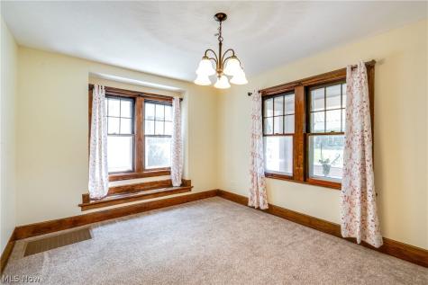 391 Reed Avenue Akron OH 44301
