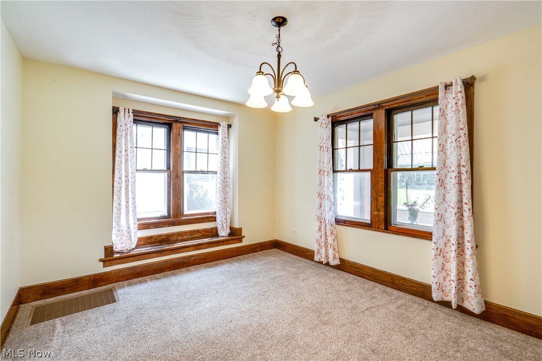 391 Reed Avenue Akron OH 44301
