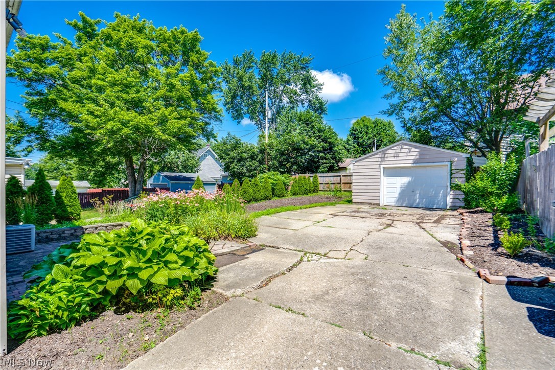 391 Reed Avenue Akron OH 44301