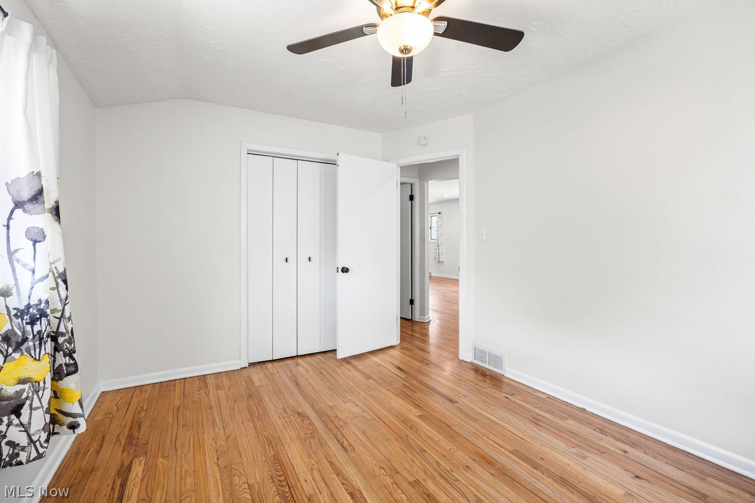15661 Hocking Boulevard Brook Park OH 44142