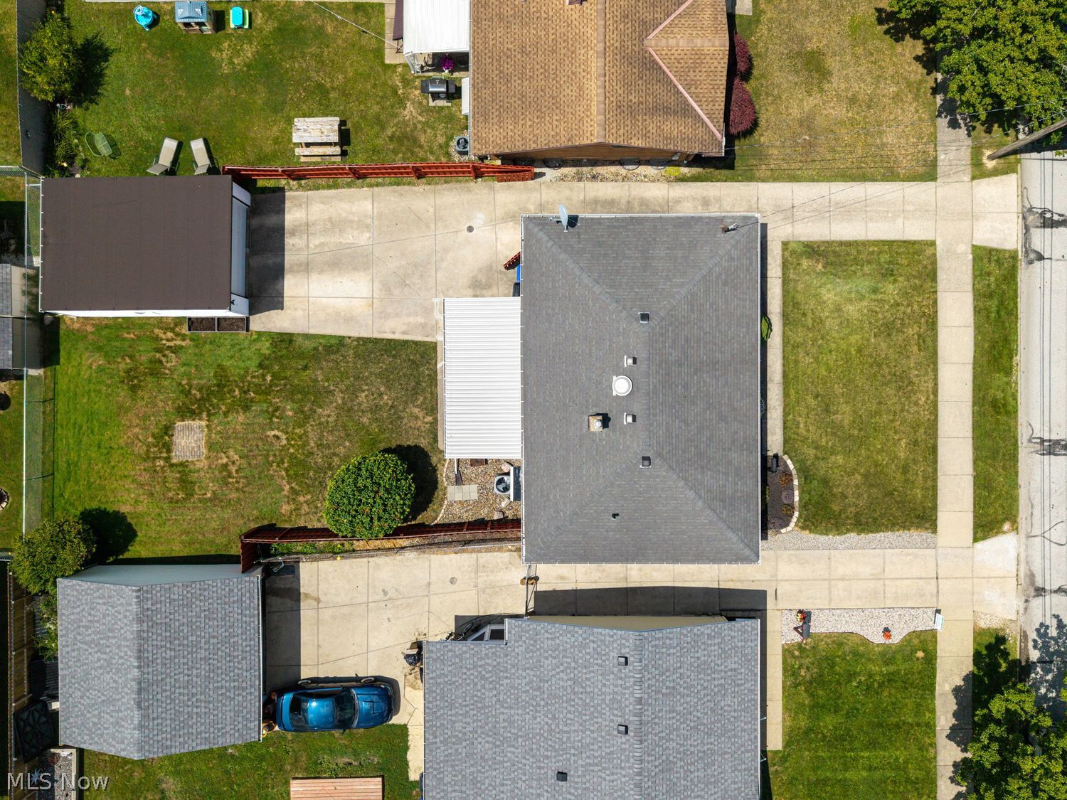 15661 Hocking Boulevard Brook Park OH 44142