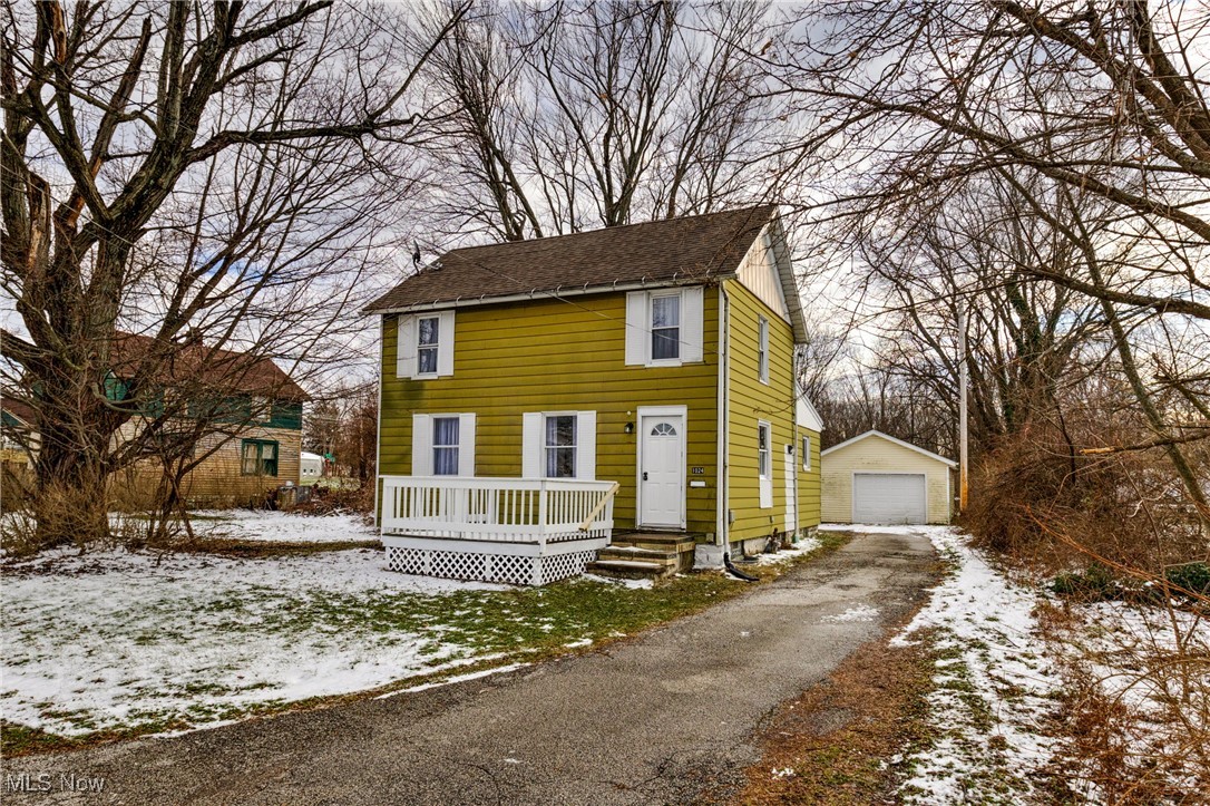1024 W 54th Street Ashtabula OH 44004