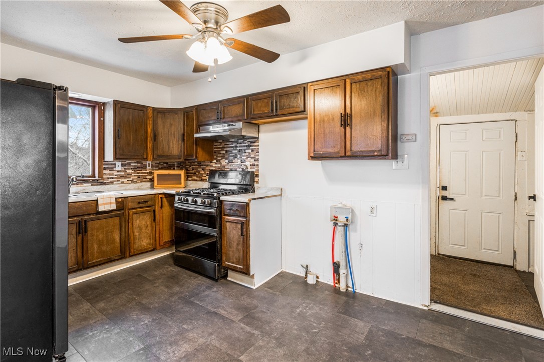 1024 W 54th Street Ashtabula OH 44004
