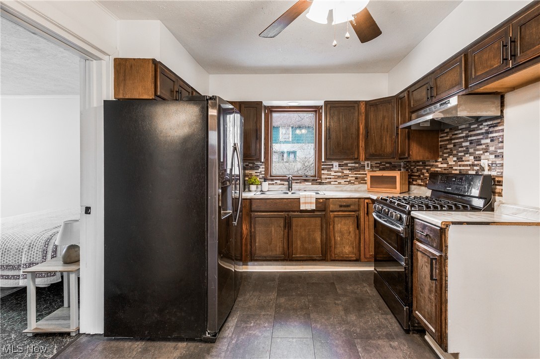 1024 W 54th Street Ashtabula OH 44004