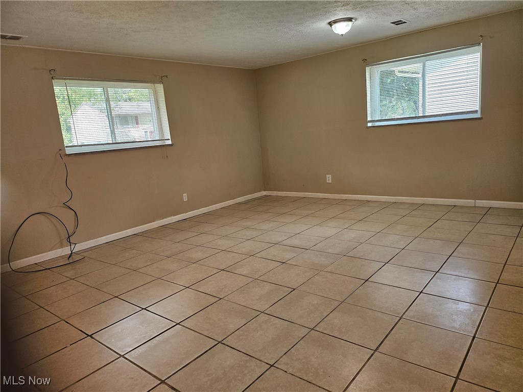 1047 Terrell Drive Akron OH 44313