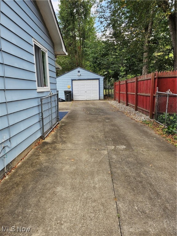 1047 Terrell Drive Akron OH 44313